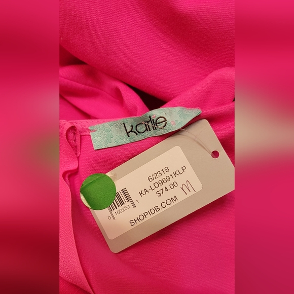 Karlie Kriss Kross Peek A Boo Two-Toned Colorblock Midi Bodycon Dress - Picture 7 of 9